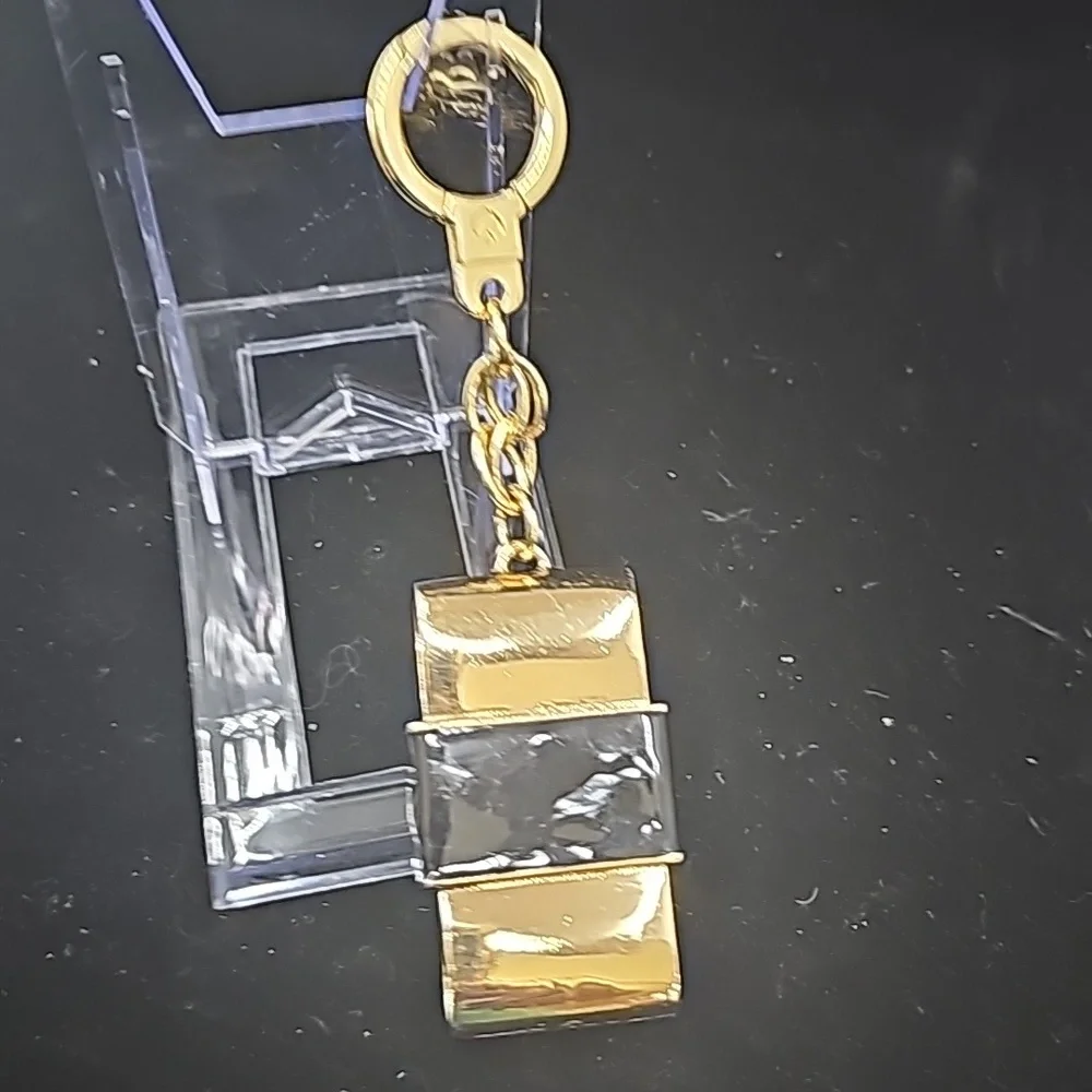 Kate Spade Metal Bow Bag Charm - Picture 1 of 3